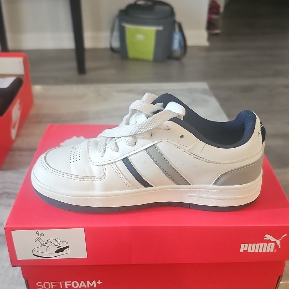 Puma Kids White and Gray Sneakers